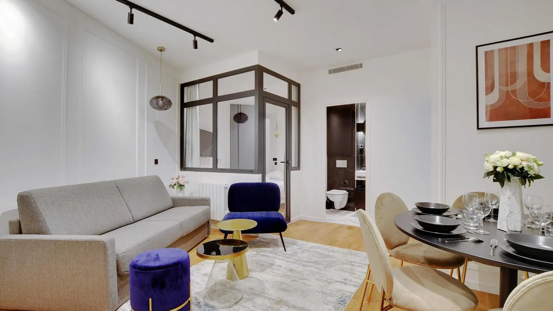 Authentic Apartment - 2Br - 6P - Moulin Rouge Paris